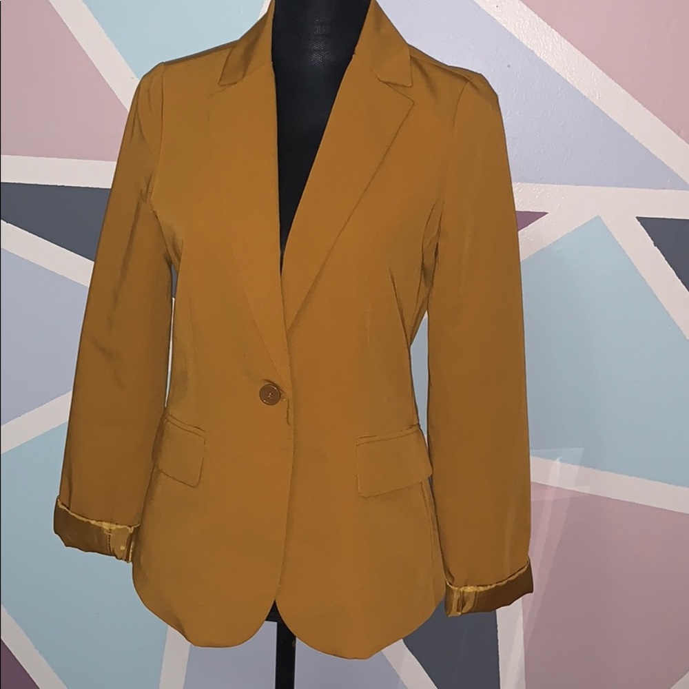 Forever 21 Long sleeve mustard yellow blazer